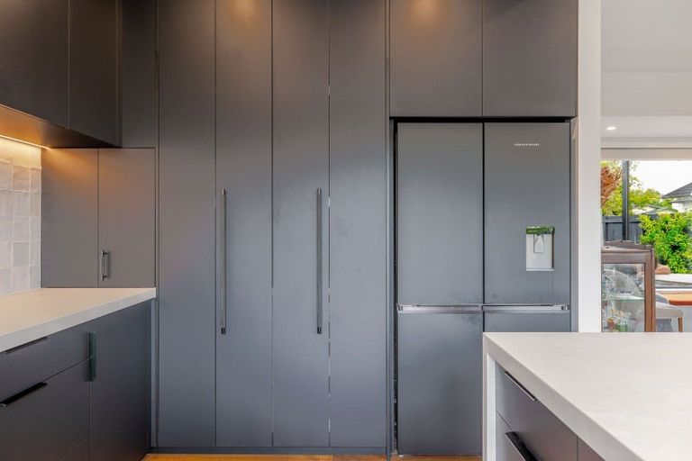Photo of property in 65 Stanley Avenue, Palmerston North, 4414