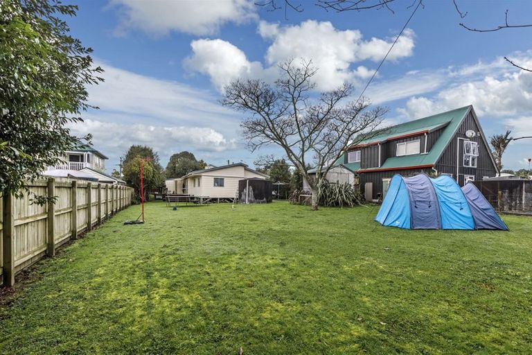 Photo of property in 14a Trigg Road, Huapai, Kumeu, 0810