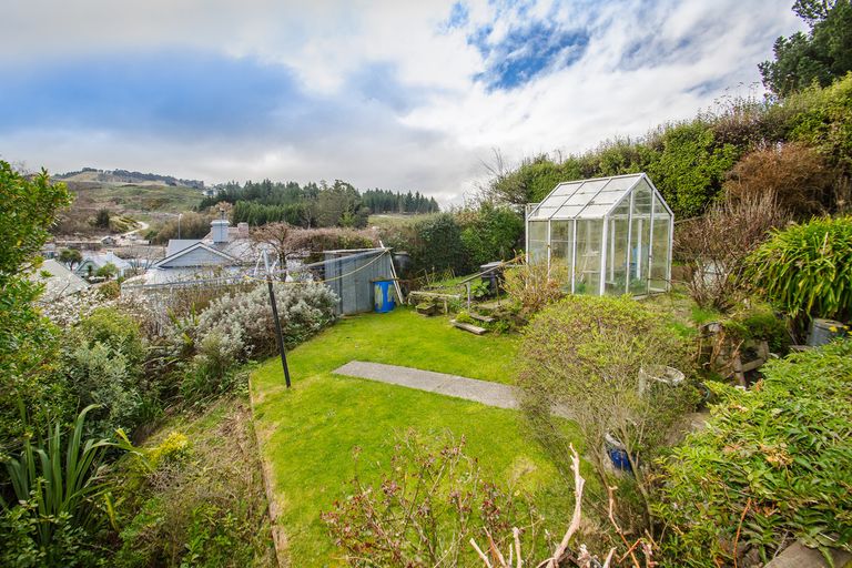 Photo of property in 6 Shanks Street, Green Island, Dunedin, 9018