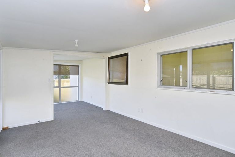 Photo of property in 115 Wilsons Road South, Saint Martins, Christchurch, 8022