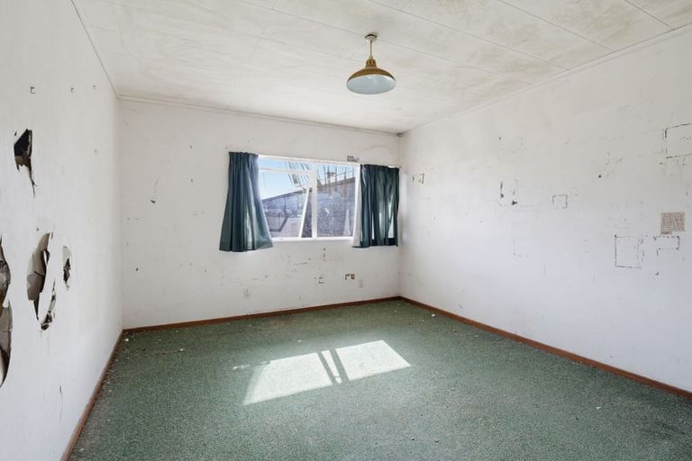 Photo of property in 19 Papakowhai Court, West End, Palmerston North, 4412