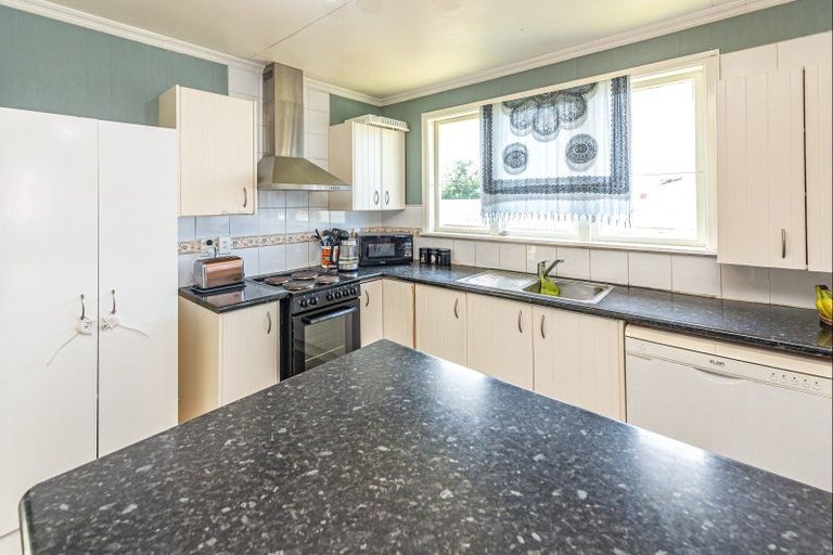 Photo of property in 48a Cornfoot Street, Castlecliff, Whanganui, 4501