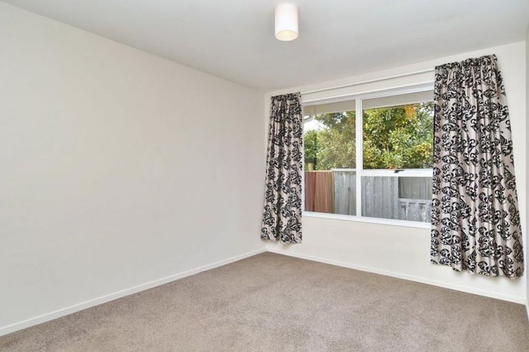 Photo of property in 1/73 Sabys Road, Halswell, Christchurch, 8025