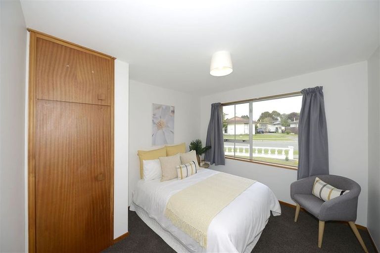 Photo of property in 42 Cowes Street, Avondale, Christchurch, 8061