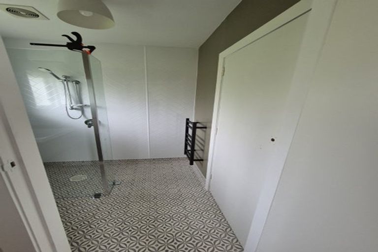 Photo of property in 2 Lucienne Place, Hillsborough, Christchurch, 8022