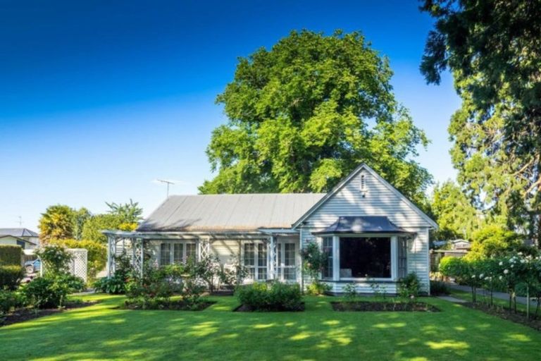 Photo of property in 1 Park Lane, Ashburton, 7700