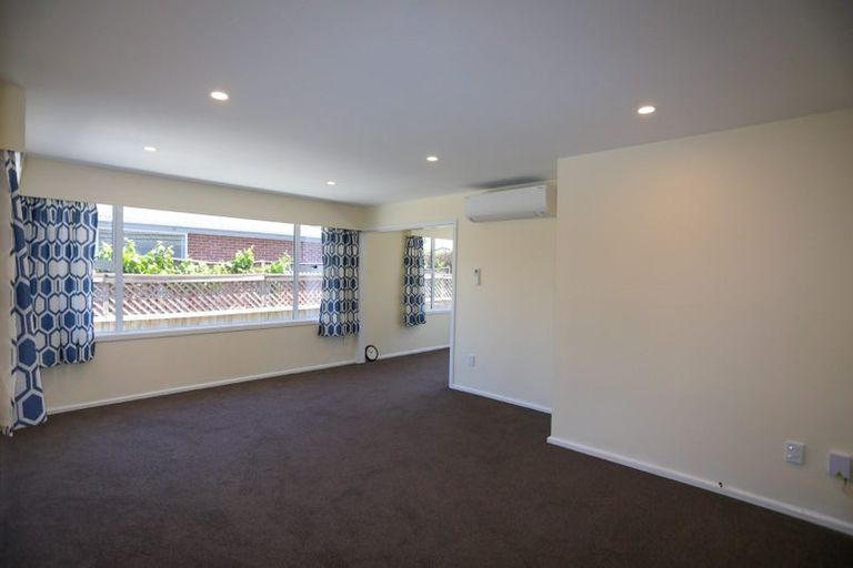Photo of property in 26 Coniston Avenue, Ilam, Christchurch, 8041