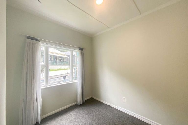 Photo of property in 174 Aro Street, Aro Valley, Wellington, 6021
