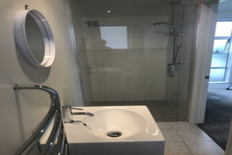 Photo of property in 56b Rawhiti Road, Manly, Whangaparaoa, 0930