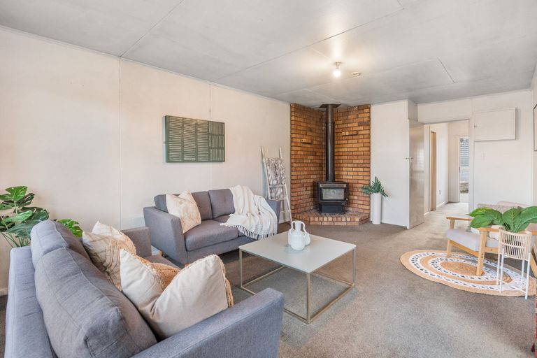 Photo of property in 34 Edna Street, Ocean View, Dunedin, 9035