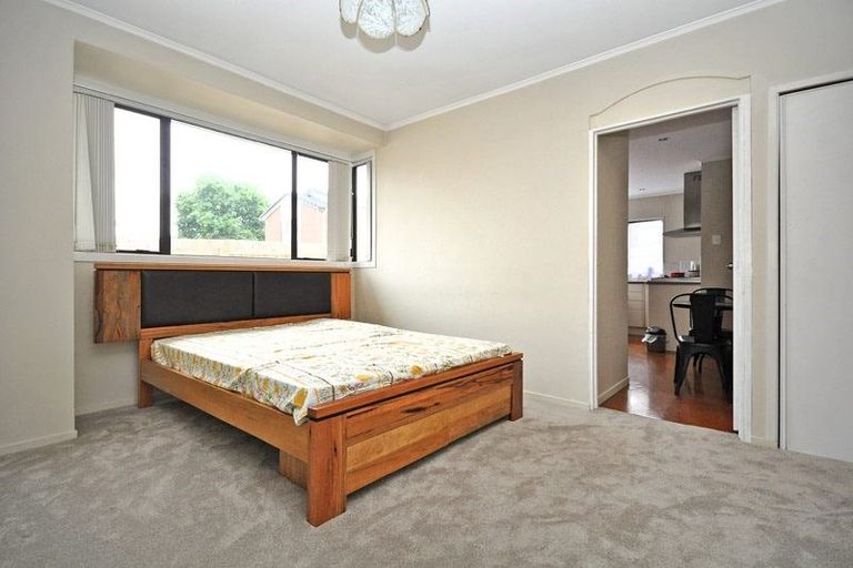 Photo of property in 12a Sturdee Road, Manurewa, Auckland, 2102