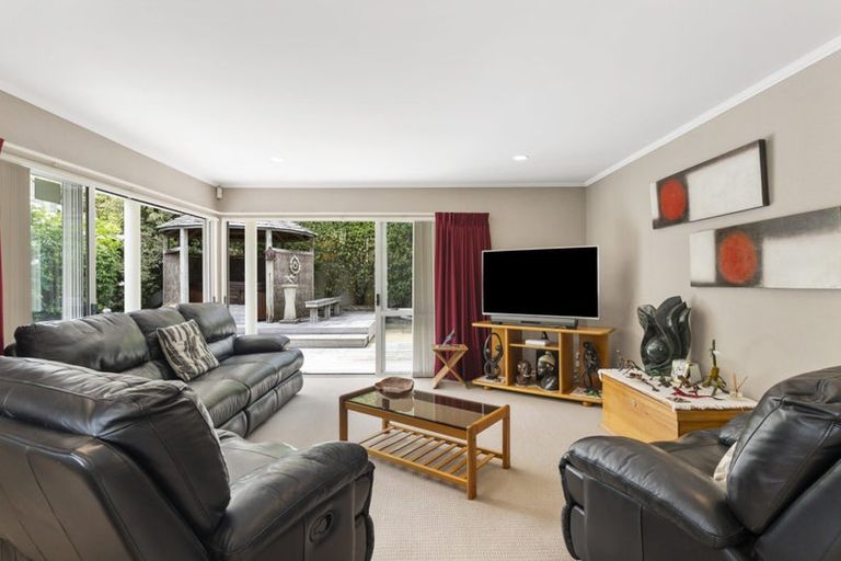 Photo of property in 29 Bronte Place, Somerville, Auckland, 2014