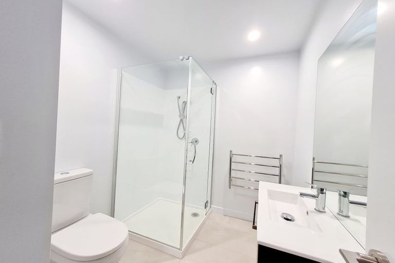 Photo of property in Frank Sargeson Apts, 106/80 Anzac Street, Takapuna, Auckland, 0622