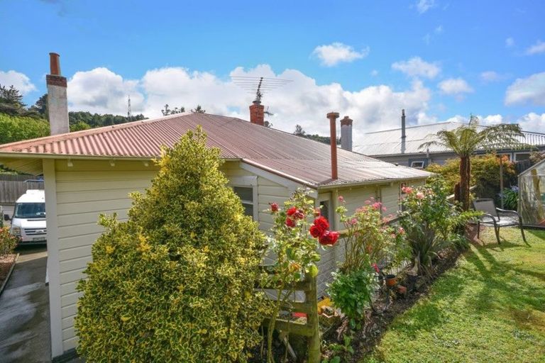 Photo of property in 139 Caversham Valley Road, Calton Hill, Dunedin, 9012
