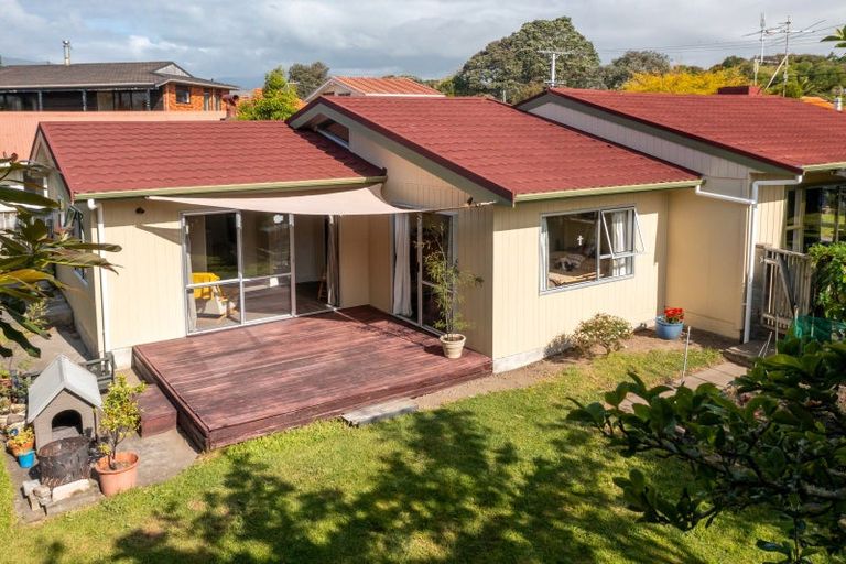 Photo of property in 67 Te Moana Road, Waikanae Beach, Waikanae, 5036