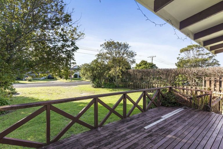 Photo of property in 114 Hauturu Street, Whangamata, 3620