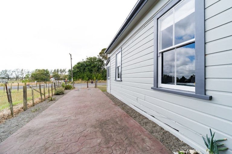 Photo of property in 13 Karaka Street, Tokomaru, Palmerston North, 4474