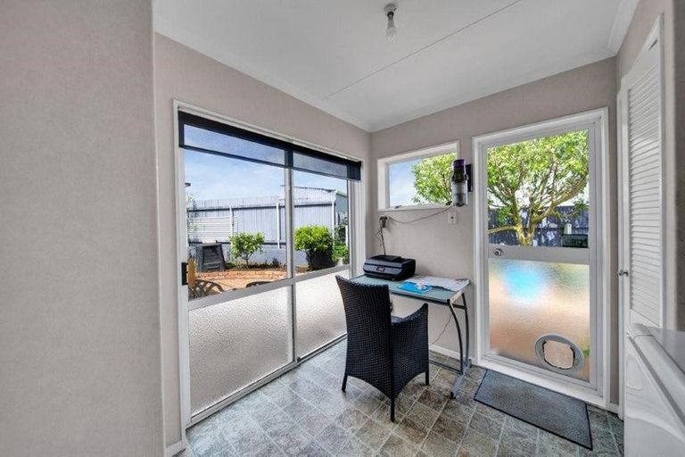 Photo of property in 36a Disraeli Street, Hawera, 4610