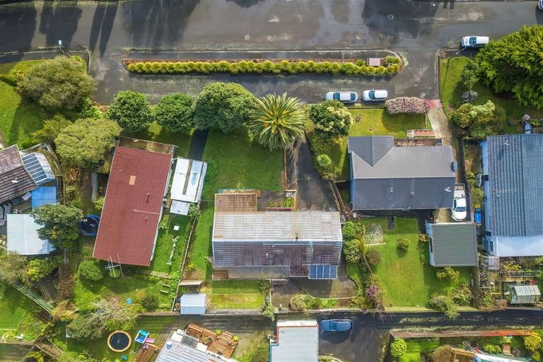 Photo of property in 27 Hicks Close, Whitby, Porirua, 5024