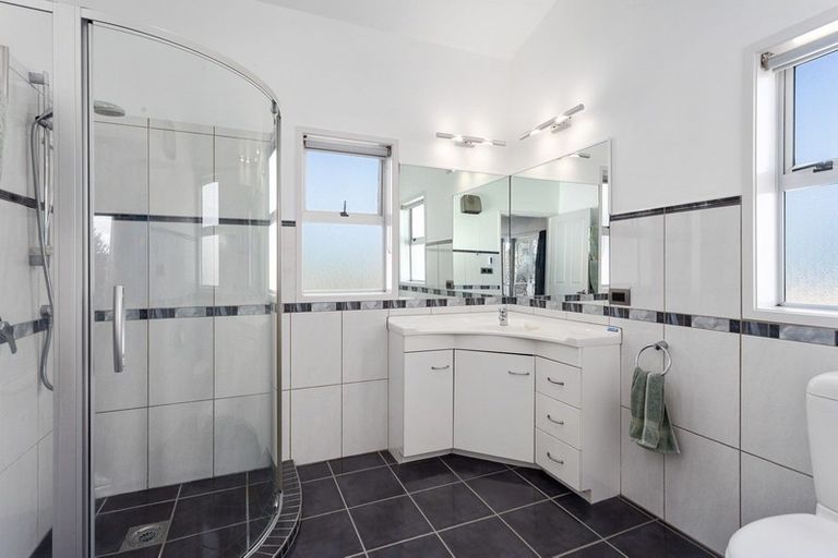 Photo of property in 26 Anchorage Grove, Coastlands, Whakatane, 3120