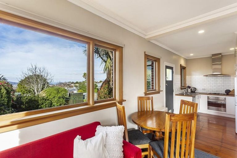 Photo of property in 55 English Avenue, Mornington, Dunedin, 9011