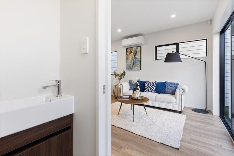 Photo of property in 65 Survila Street, Papakura, 2110