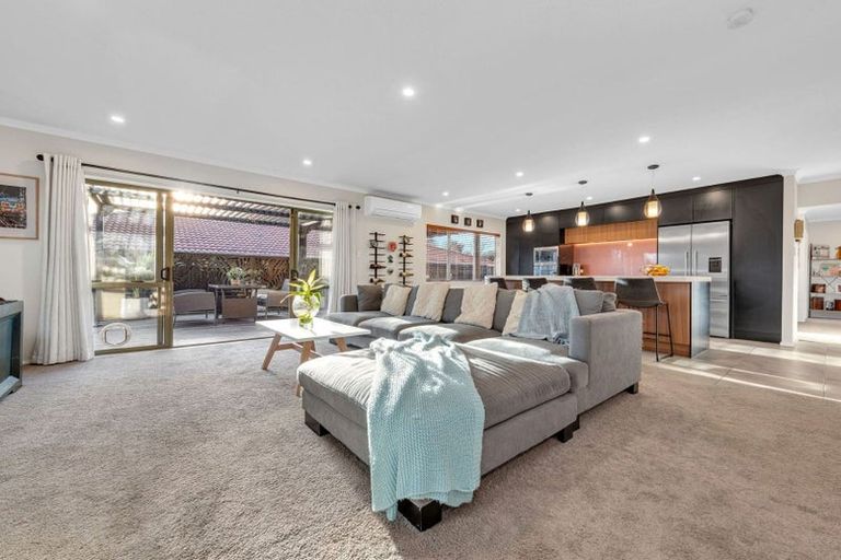 Photo of property in 2 Cottesmore Place, Huntington Park, Auckland, 2013