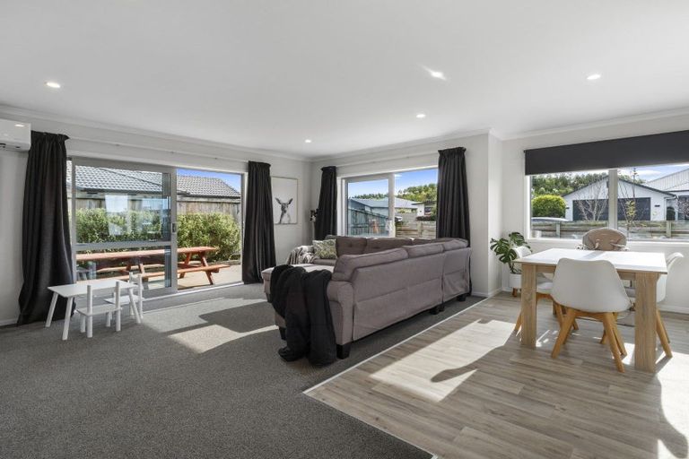 Photo of property in 50 Penetaka Heights, Pyes Pa, Tauranga, 3112