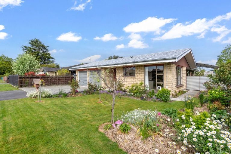 Photo of property in 74 Mackenzie Street, Winton, 9720