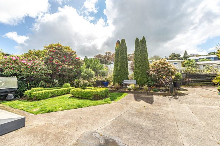 Photo of property in 62 Parkes Avenue, Saint Johns Hill, Whanganui, 4501