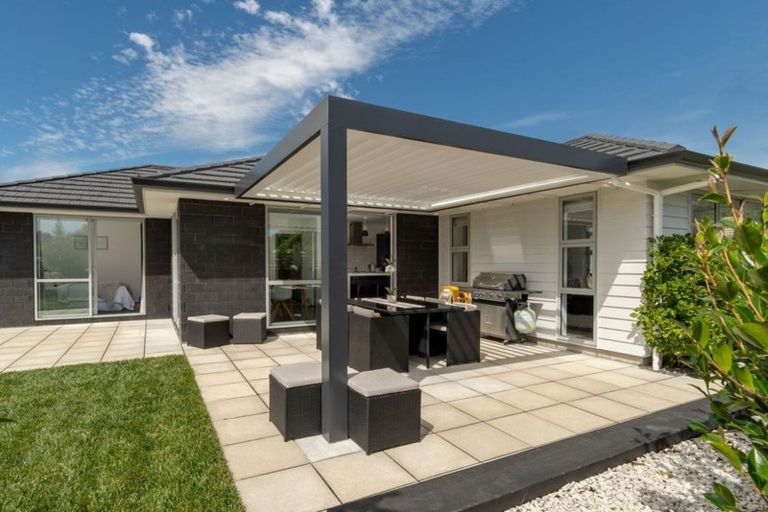 Photo of property in 20 Kinmount Drive, Pyes Pa, Tauranga, 3112