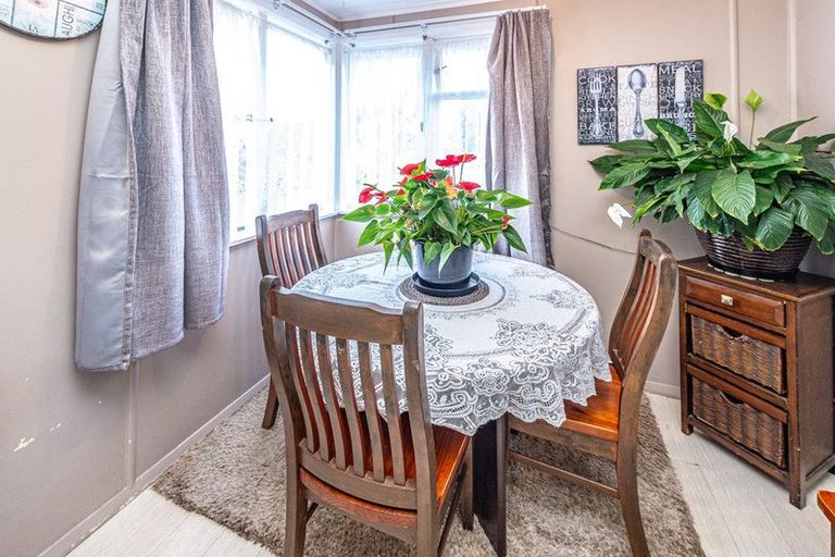 Photo of property in 51 Kowhai Street, Castlecliff, Whanganui, 4501