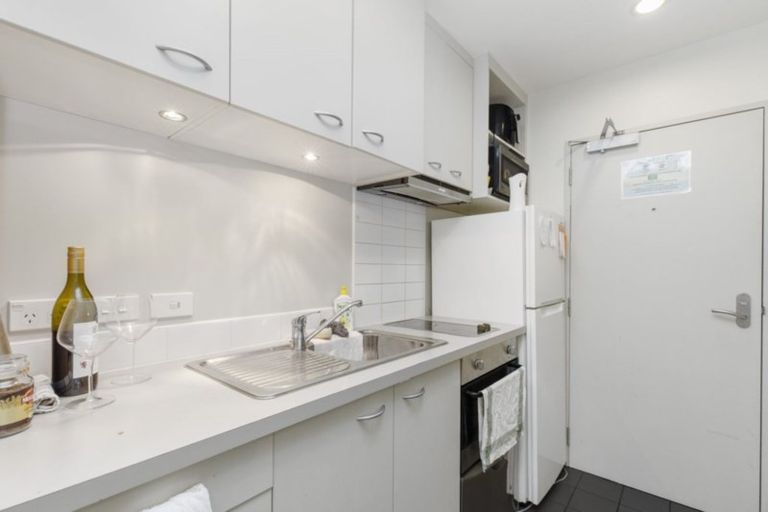 Photo of property in Proximity Apartments, 501/17 Osterley Way, Manukau, Auckland, 2104