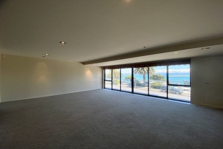 Photo of property in Waterfront Apartments, 1/309 Wakefield Quay, Stepneyville, Nelson, 7010