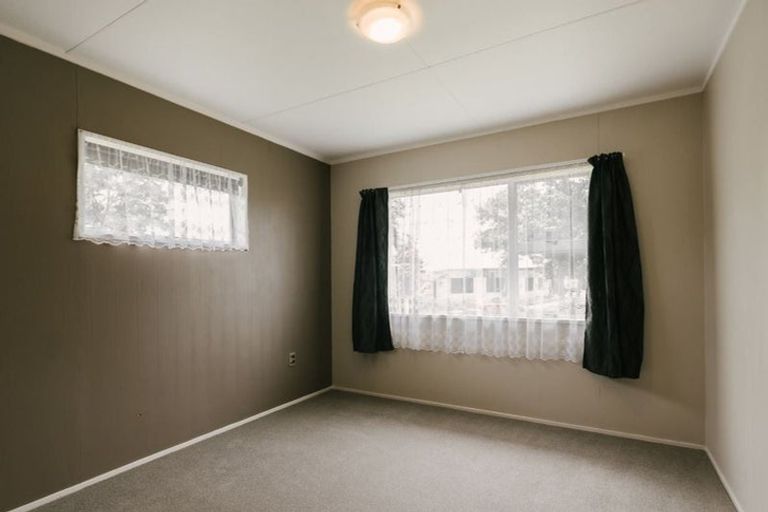 Photo of property in 1/57 Abraham Crescent, Milson, Palmerston North, 4414