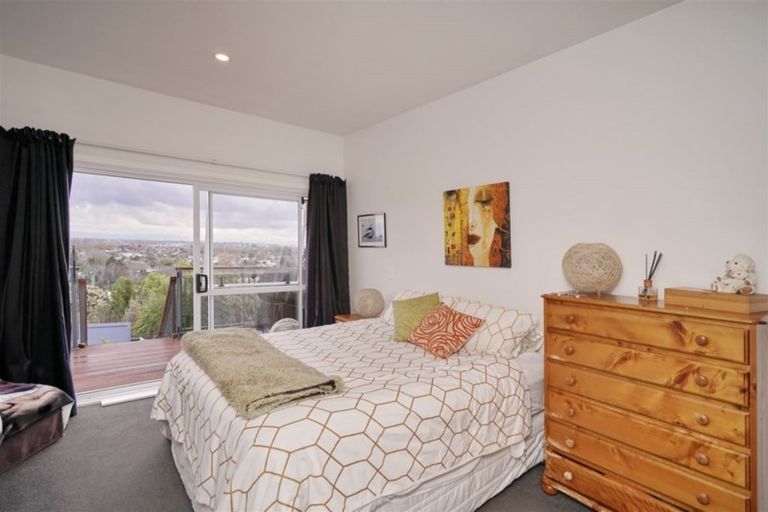 Photo of property in 13 Whaka Terrace, Huntsbury, Christchurch, 8022