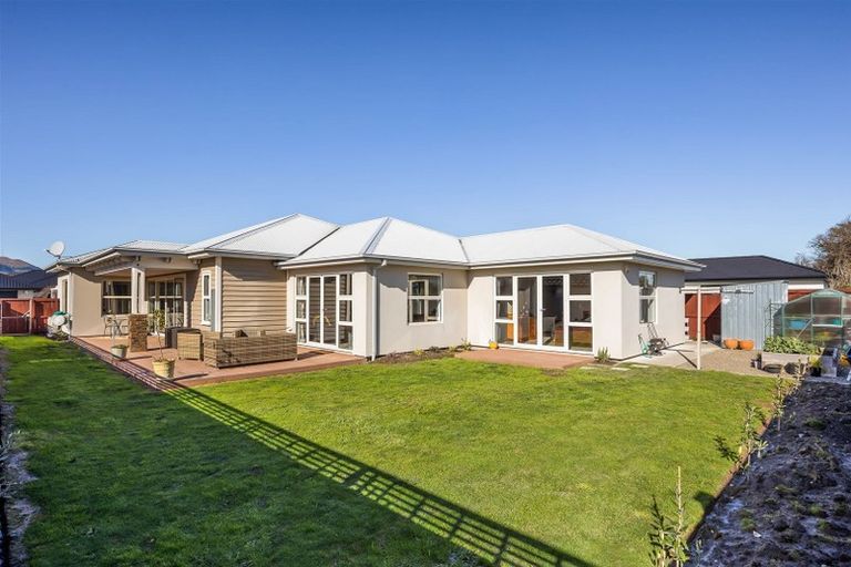 Photo of property in 24 Hyde Place, Halswell, Christchurch, 8025