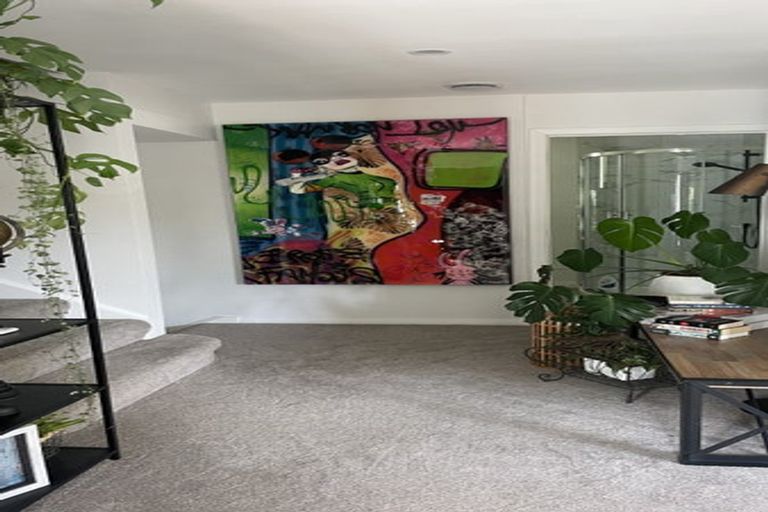 Photo of property in 69 Cashmere Road, Cashmere, Christchurch, 8022