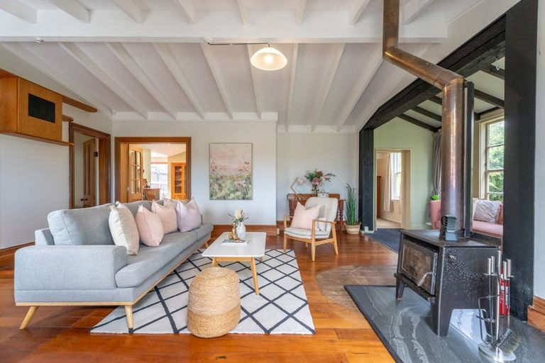 Photo of property in 14 Whanake Street, Titahi Bay, Porirua, 5022