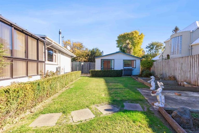 Photo of property in 109 Hawford Road, Opawa, Christchurch, 8023
