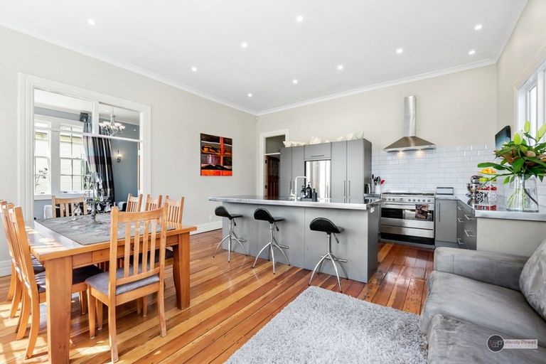 Photo of property in 19 Bay Street, Petone, Lower Hutt, 5012