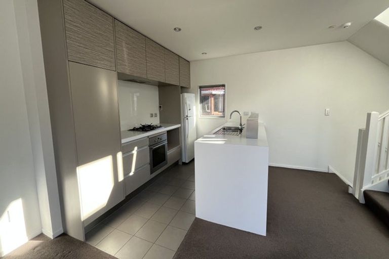 Photo of property in 5/12 Agra Crescent, Khandallah, Wellington, 6035