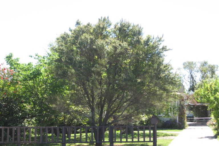 Photo of property in 44 De Lautour Road, Inner Kaiti, Gisborne, 4010