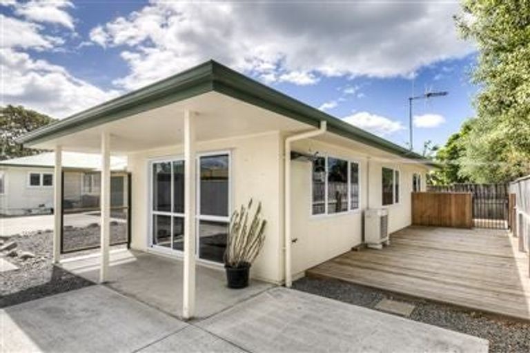 Photo of property in 9a Wycliffe Street, Onekawa, Napier, 4110