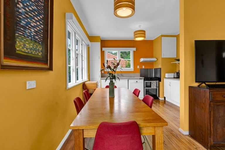 Photo of property in 26 Glenpark Avenue, Frankleigh Park, New Plymouth, 4310