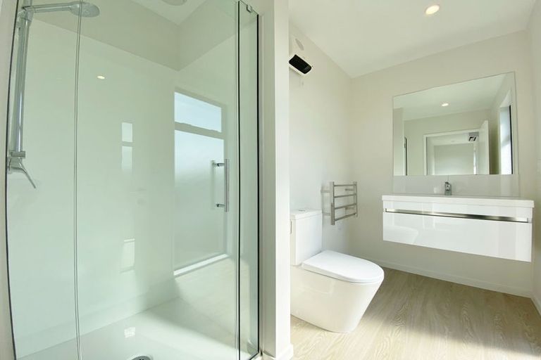 Photo of property in 2/15 Rawhiti Avenue, New Brighton, Christchurch, 8083