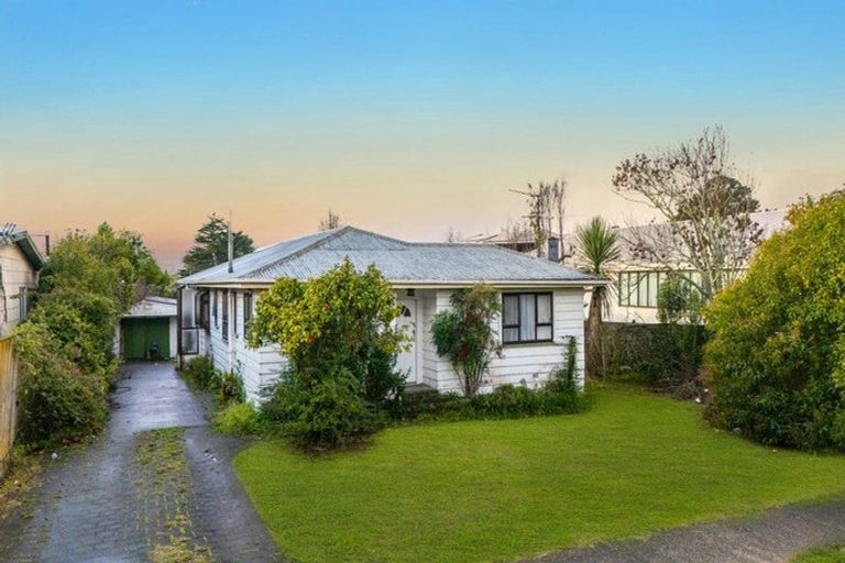 Photo of property in 26 Ashlynne Avenue, Papatoetoe, Auckland, 2025