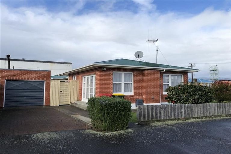 Photo of property in 22 Stanley Street, Levin, 5510