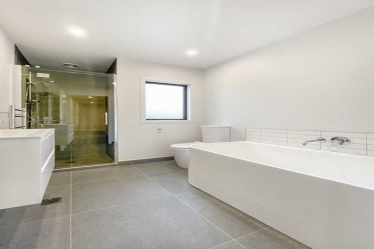 Photo of property in 3 Te Ara O Maraenuku, Boulcott, Lower Hutt, 5010
