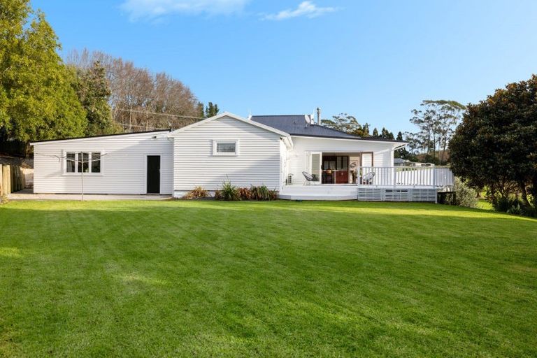 Photo of property in 375 Kaitemako Road, Welcome Bay, Tauranga, 3175